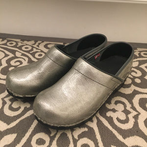 Sanitas Danish Clogs